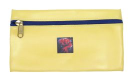 Cartuchera Amarilla con 1 cierre con estampado de personajes 
