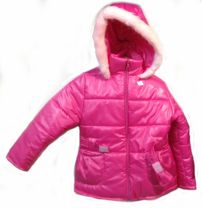 Campera Silver  con capucha peluda desprendible 