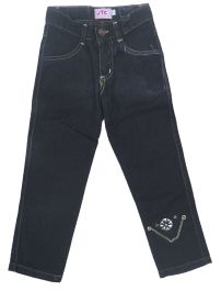 pantalon de jean con cadenita y tachas