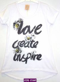 Remera Manga Corta con Brillo y Tachas Inspire
