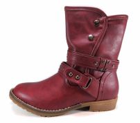 Bota de Cuerina Tejana Con Tachas 