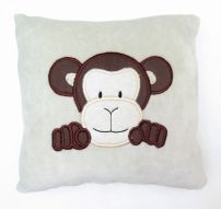 almohada de apego bordada