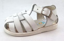 Sandalia Franciscana de Cuero Con Hebilla