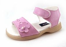 Sandalia de Cuerina Con Velcro y Aplique de Flor