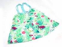 Remera Musculosa con Volado Trenzada Atras Estampada