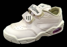 Zapatilla Colegial Cuerina con Velcro Abrojo Velcro