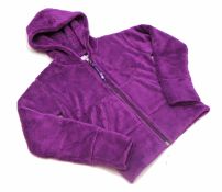 Campera Con Capucha de Plush Lisa