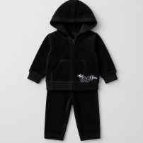 ConjuntosPlus Campera Bordada 83 y Panatalon Sin Pie