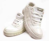 Zapatilla Colegial de Cuerina Con Cordon 