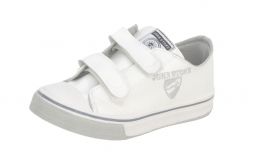 Zapatillas de Cuerina Con Velcro