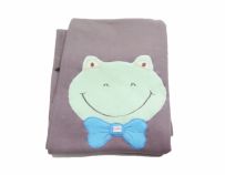 Frazada de Polar con Tafeta de Matelasse de Cuna Con Bordado Sapo Con Moño