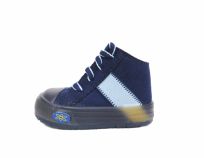 Bota de Gamuza Con Cordon 