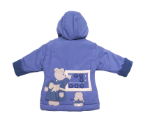 Campera de Microfibra Bordada con Aplique de Ratones con Pizarra en la Espalda