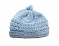 Gorro Tejido a mano con pompo Liso 