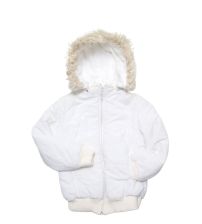 Campera con Capucha  con Piel y desmontable con cierre- 