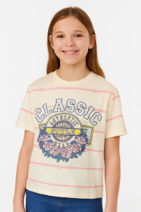 Remera Manga Corta Estampado con Flores y Rayas Classic