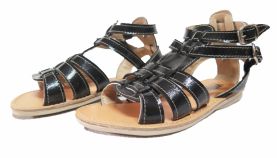 Sandalia Romana con Hebilla