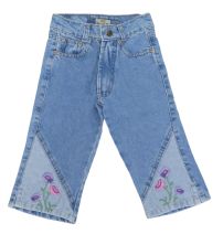 Pescadora de Jean con Flores Bordadas en el Ruedo