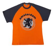 Remera Manga Corta Aplique amsterdam en Terciopelo 