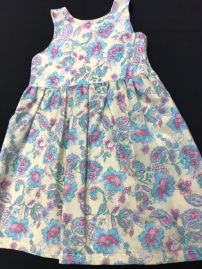 Vestido Estampado Sin Manga