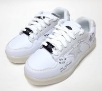 Zapatilla con Cordon Con Luz Led OUTLET (Prende Solo Uno)