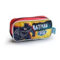 Cartuchera con 1 Cierre  y cierre al frente con estampado de lLiga De La Justicia 