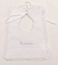 Babero Chico Pique Y Toalla Con Broderie - Tiene El Nombre - Ajuste Tiras 