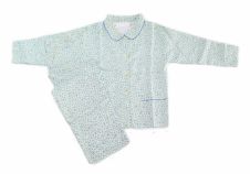 Pijama Invierno Viyela Boton Estampado Flores Ribete en el cuello