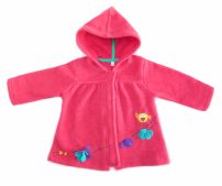 Tapado de paño nena con capucha y bordado