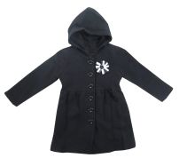 Tapado liso con botones y aplique 