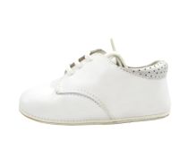 Zapato con cordon y con base