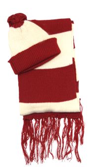 Conjunto Tejido de Gorro y Bufanda con Flecos