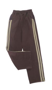Pantalon Frizado con rayas tipo adidas y bolsillo. Recto