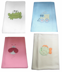 Manta Funcional Polar con Apliques Bordado de Pez