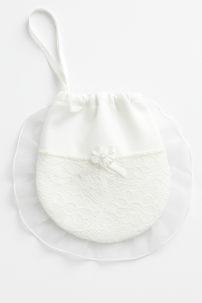 Limosnera Con Volado de Gasa y Aplique Flor