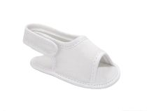 Sandalia velcro Sin base
