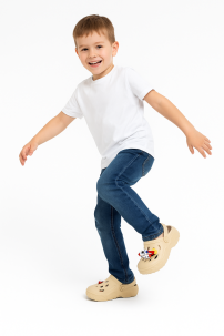 Crocs Sandalia Playera Con Pin Astronauta