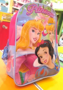 Mochila Jardin Princess Espalda 3 caras de princesas. Sin bolsillos. Frente todo vinilico