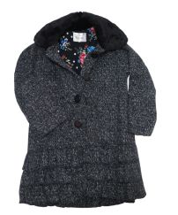 Tapado de paño con volados y cuello piel