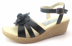 Sandalia Plataforma con Flor 