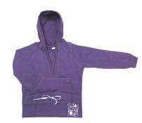 Buzo Friza Escote V con Capucha Estampado