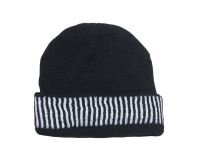 Gorro Tejido Rayado en el Borde