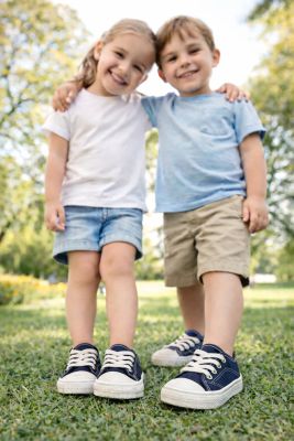 Zapatilla de Lona Con Cordones
