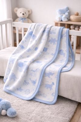 Manta Polar Estampada Con Picot