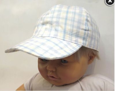 Gorro Cap con visera de tela cuadrille con elastico atras