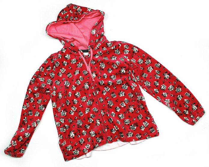 Campera de Plush con Capucha Estampada de Flores