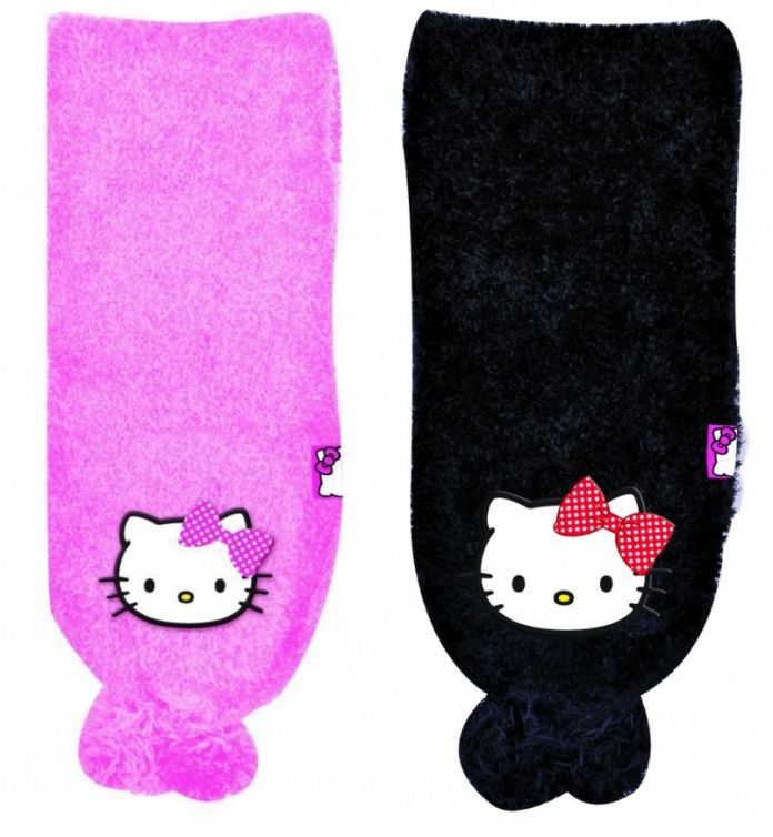 Bufanda Peluche, Con Aplique y Pompones Kitty