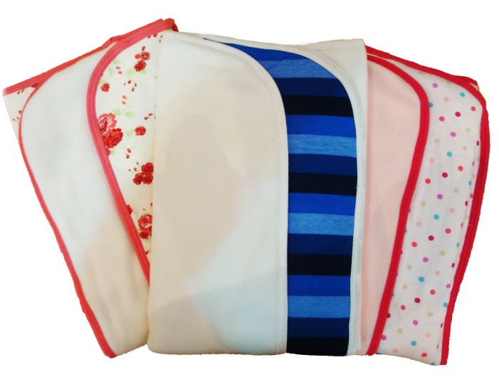 Manta mantita recibidor de algodon con polar estampado lunares multicolor Reversible