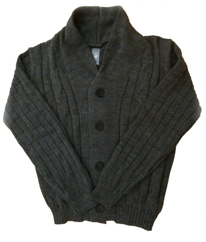 Saco de lana con boton de madera y trenza