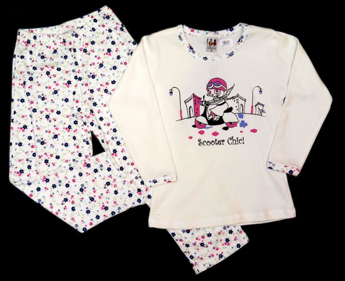 Pijama de Invierno Remera Manga Larga Estampado Nena y Pantalon